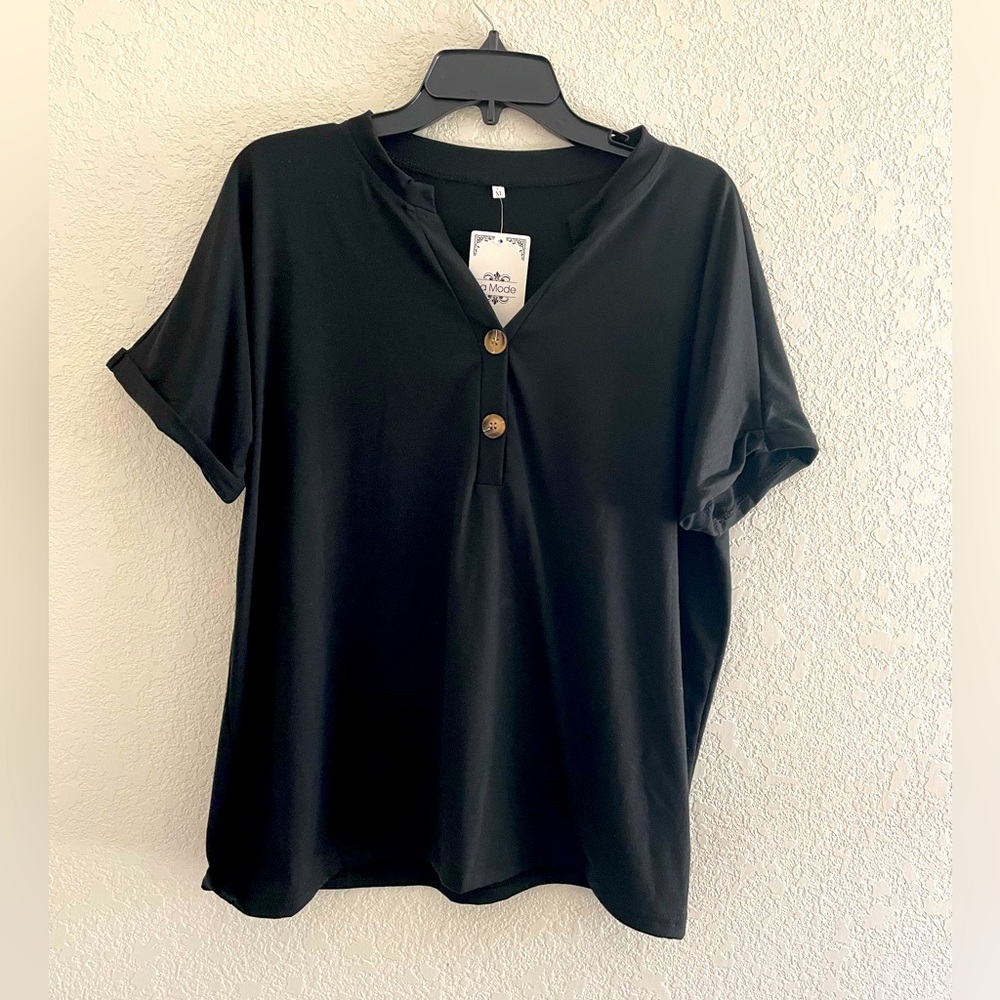 La Mode back Henley t shirt NWT size XL